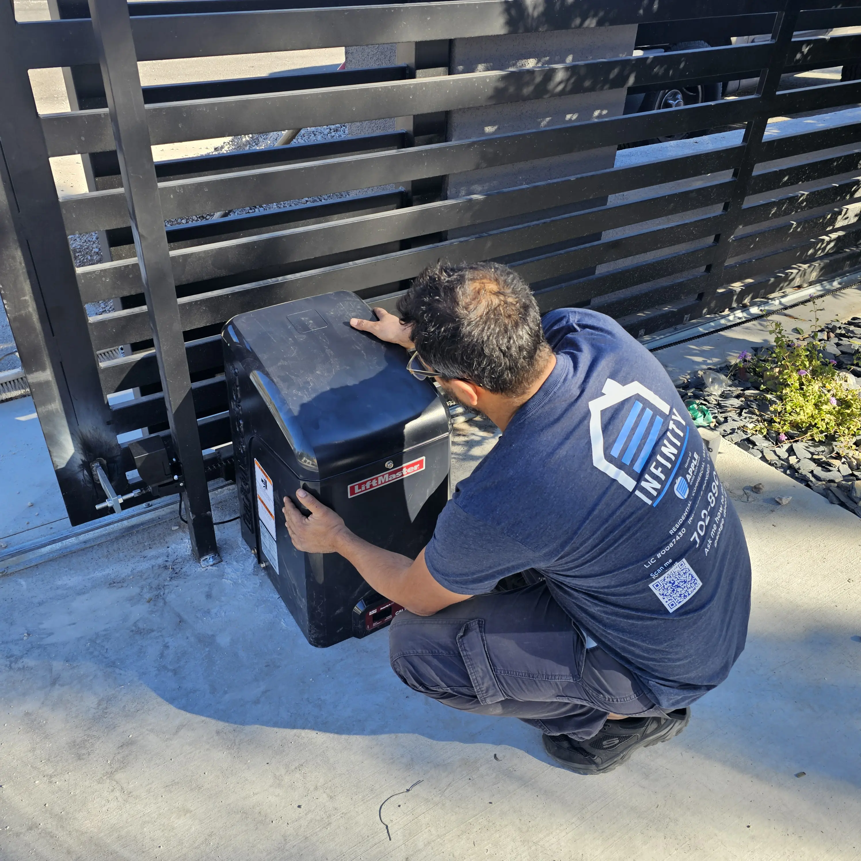 Gate opener technician in Las Vegas